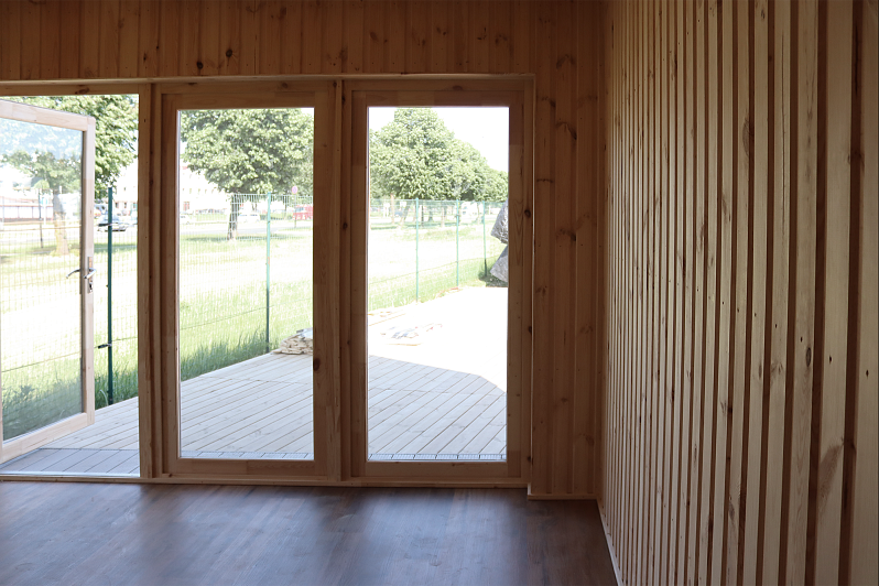 Domek letniskowy całoroczny STOK V1_A2, 4,1 x 5,3 m, 218 mm z izolacją Domek letniskowy całoroczny STOK V1_A2, 4,1 x 5,3 m, 218 mm z izolacją